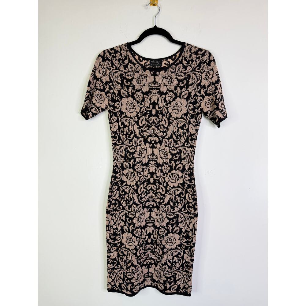 Torn by Ronny Kobo Floral Knit Tea Length Knee Length Dress Size Medium